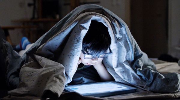 Bladder Health and Screen Habits: Does Sitting for Hours Affect Incontinence?